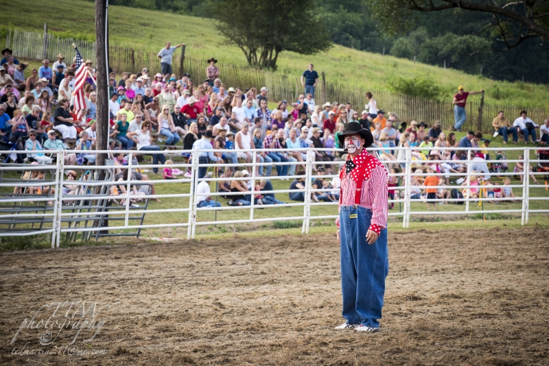 Clown entertaining one side of the crowd at the Ellicottville Rodeo!